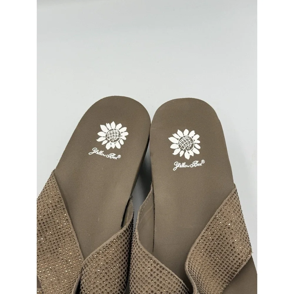 Yellow Box Jello Rhinestone Flip Flops Wedge Sandals Beige Tan Women's Size 9.5 - Picture 6 of 11